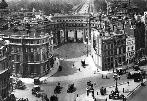 Whisper please, Image is sleeping.