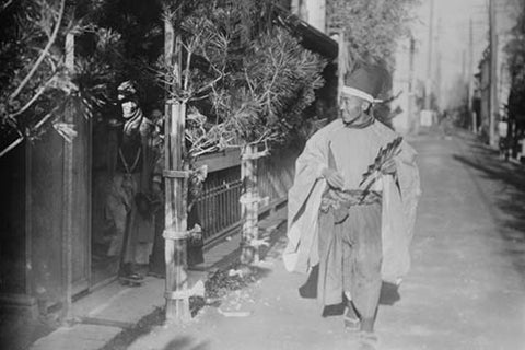 Whisper please, Image is sleeping.