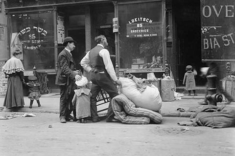 Whisper please, Image is sleeping.