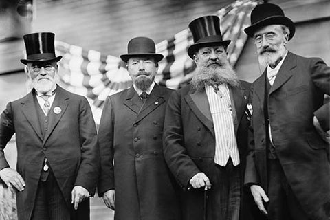 Whisper please, Image is sleeping.