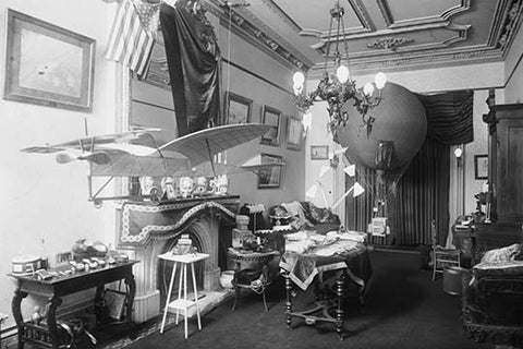 Whisper please, Image is sleeping.